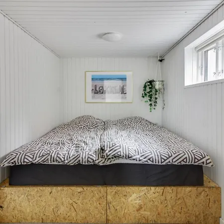 Holiday home Edmond - 150m From The Sea In Nw Jutland By Interhome Lokken